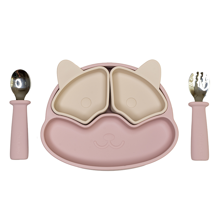 Silikónový tanier s prísavkou mýval + kovový príbor
